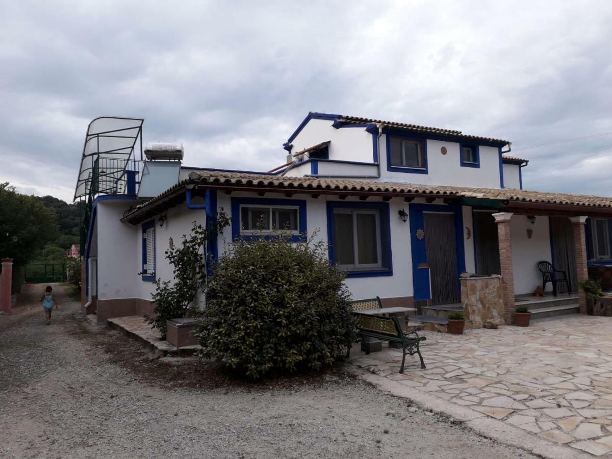 Villa Facen Gardeládes Exterior photo
